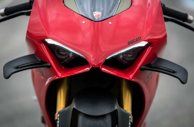 Đánh giá chi tiết ducati panigale v4 s 2022 sau khi được nâng cấp