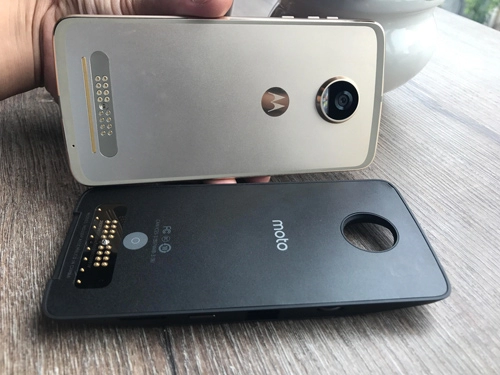 Đánh giá motorola moto z2 play máy ngon phụ kiện đa dạng