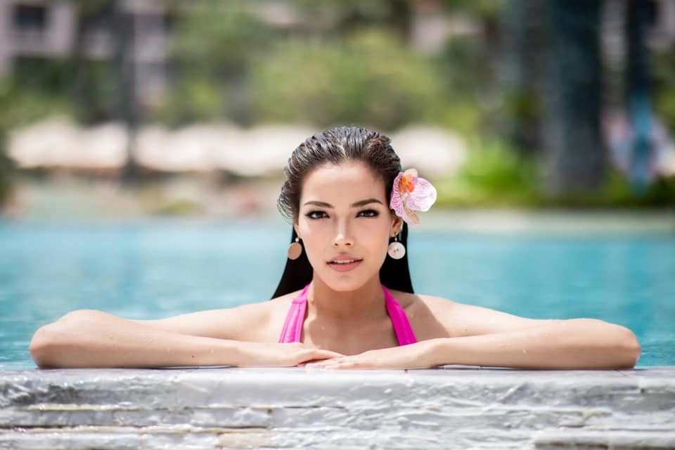 Để chạm đến vương miện miss universe hoàng thuỳ phải vượt qua nữ hoàng sắc đẹp này