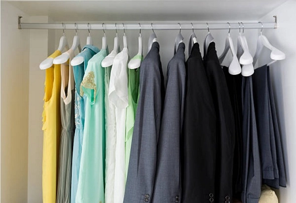 Để dọn tủ quần áo cuối năm một cách nhanh gọn nàng lưu ngay những bí quyết đơn giản này