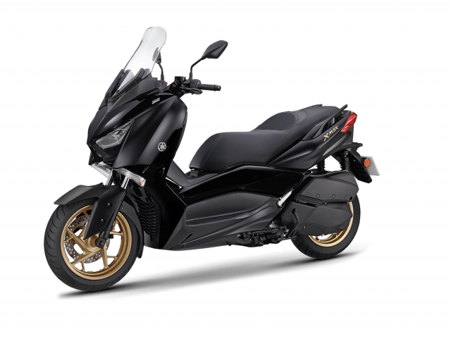 Đỏ mắt với 5 màu mới trên yamaha xmax 300 2021