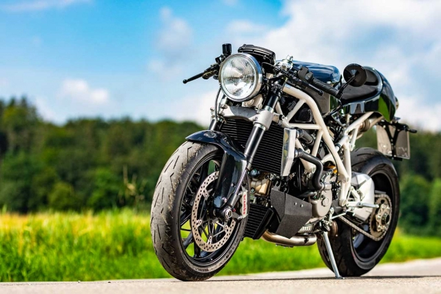 Ducati 1098 độ cafe racer với biệt danh góa phụ đen