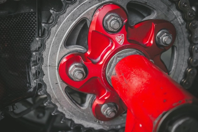 Ducati 848 sport hồi sinh trong diện mạo mới toanh cực kì chất chơi