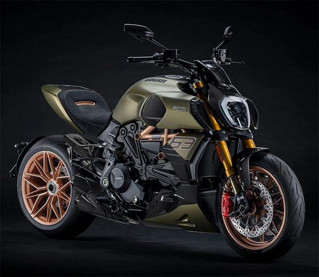 Ducati diavel 1260 lamborghini 2021 đẹp từ mọi góc nhìn trình diện