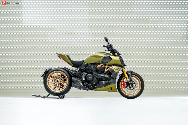 Ducati diavel 1260 lamborghini đầu tiên về tại việt nam