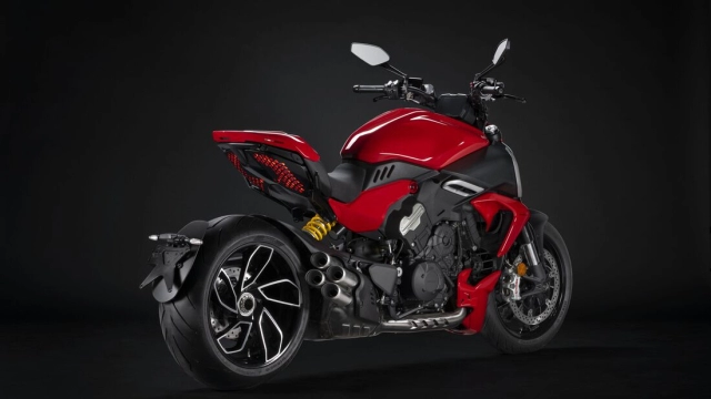 Ducati diavel v4 2023 lột xác trong năm mới với phương châm dare to be bold