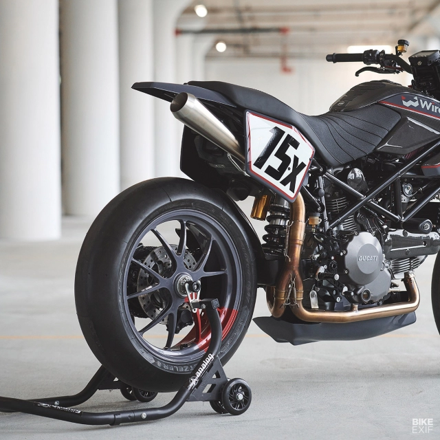 Ducati hypermotard độ phong cách flat tracker đến từ analog motorcycle