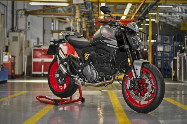 Ducati monster 2021 hoàn toàn mới ra mắt tại nhật bản