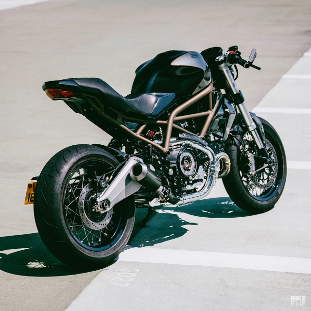 Ducati monster 797 độ không tưởng với diện mạo mới đến từ hong kong