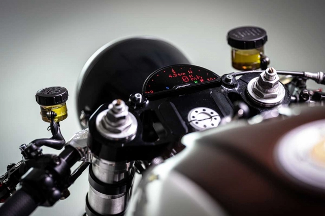 Ducati monster s4 độ phong cách vượt thời gian