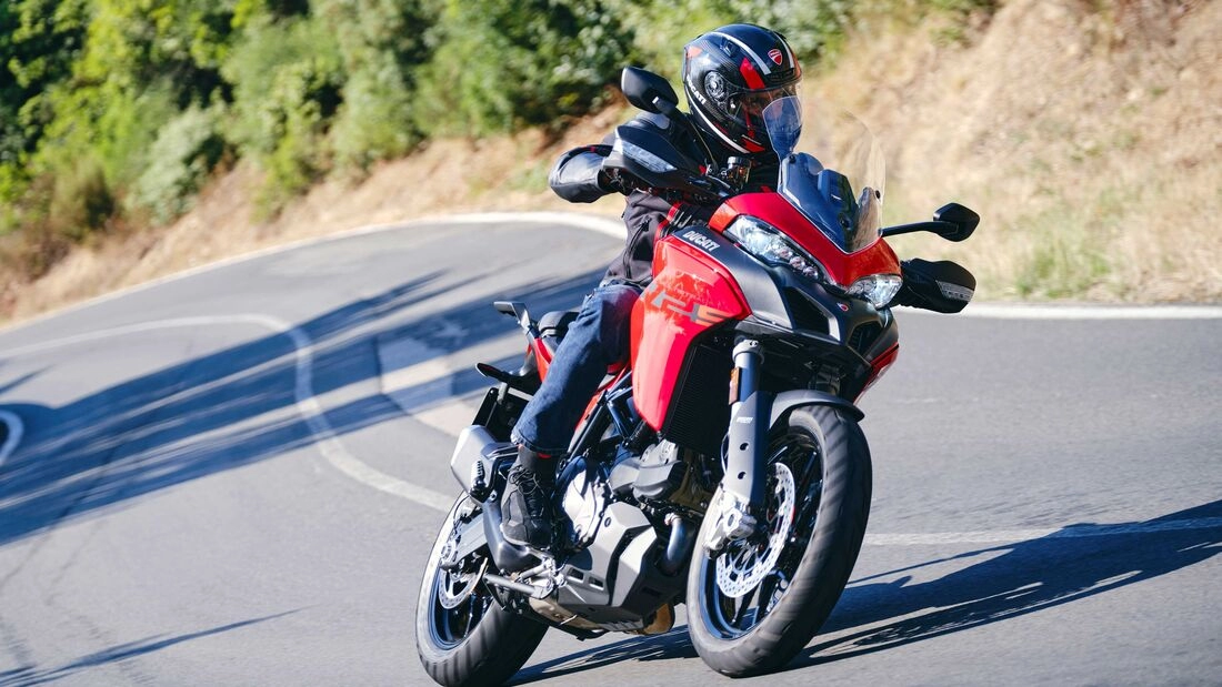 Ducati multistrada v2 2022 trình làng thay thế cho người anh em multistrada 950