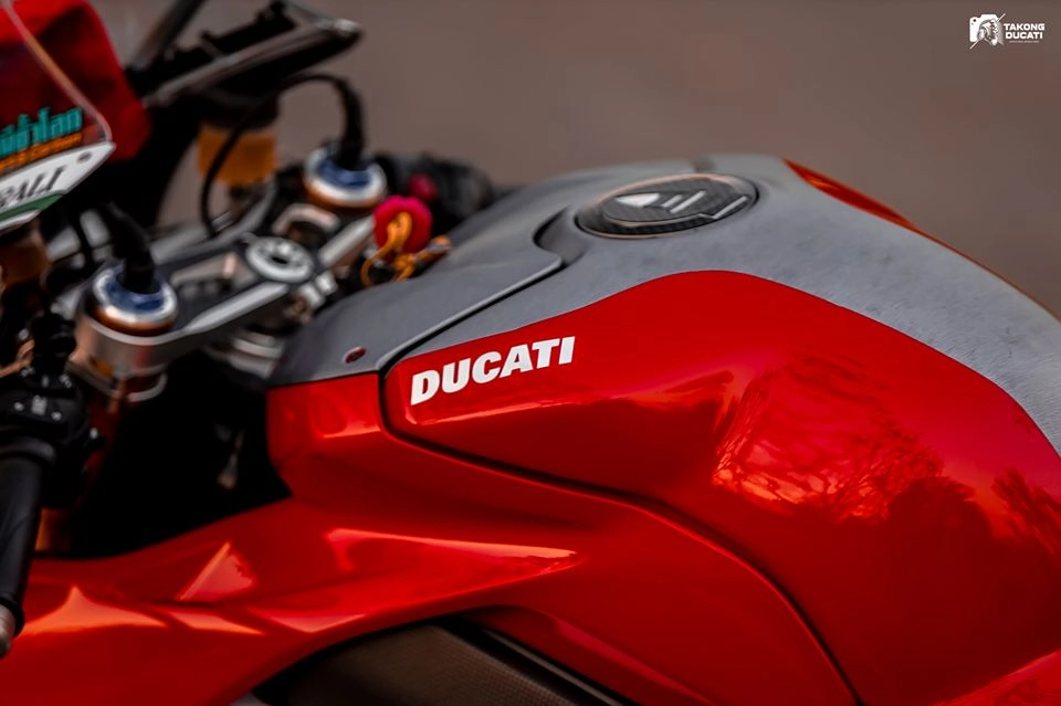 Ducati paingale v4 s độ ấn tượng với phong cách của nicky hayden