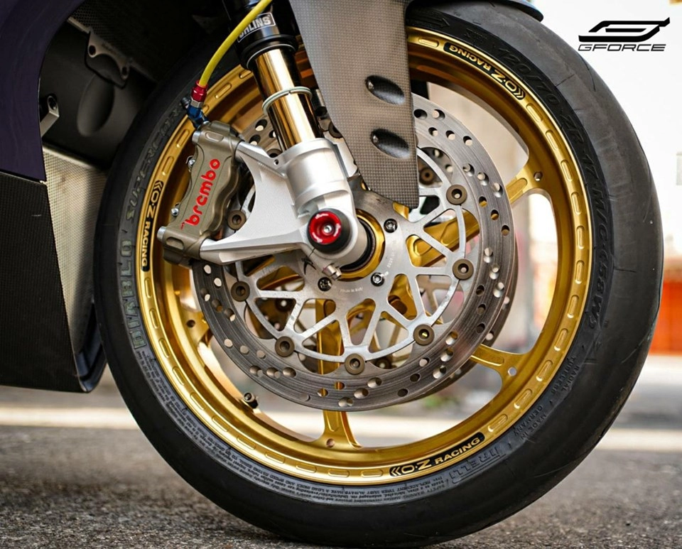 Ducati panigale 899 độ đặc trưng với phong cách tím khoai môn