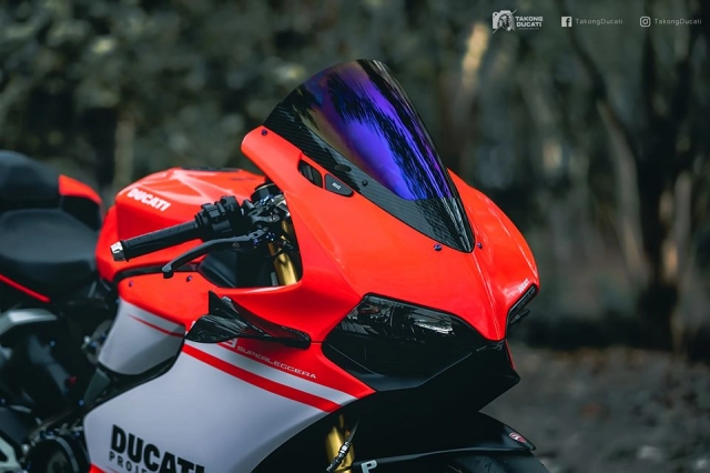 Ducati panigale 899 hiện diện đầy mê hoặc với phong cách mới