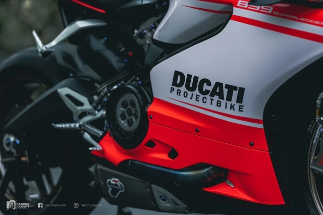 Ducati panigale 899 hiện diện đầy mê hoặc với phong cách mới