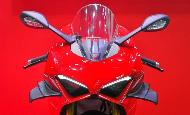 Ducati panigale v4 2020 thế hệ mới ra mắt thị trường đná