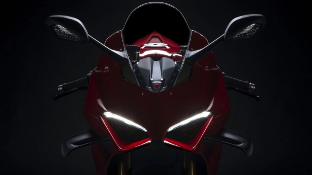 Ducati panigale v4 2022 trình làng diện mạo mới với nhiều tùy chọn mạnh mẽ hơn