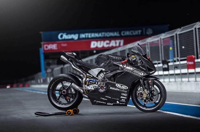 Ducati panigale v4 độ đầy gây cấn với diện mạo full carbon