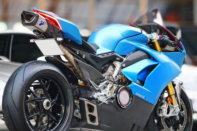 Ducati panigale v4 s độ tuyệt sắc trong gam màu mới