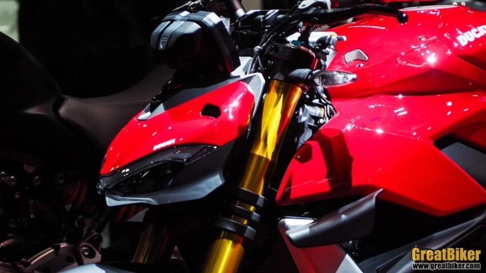 Ducati streetfighter v4 ra mắt với giá hơn 600 triệu vnd tại motor expo 2019