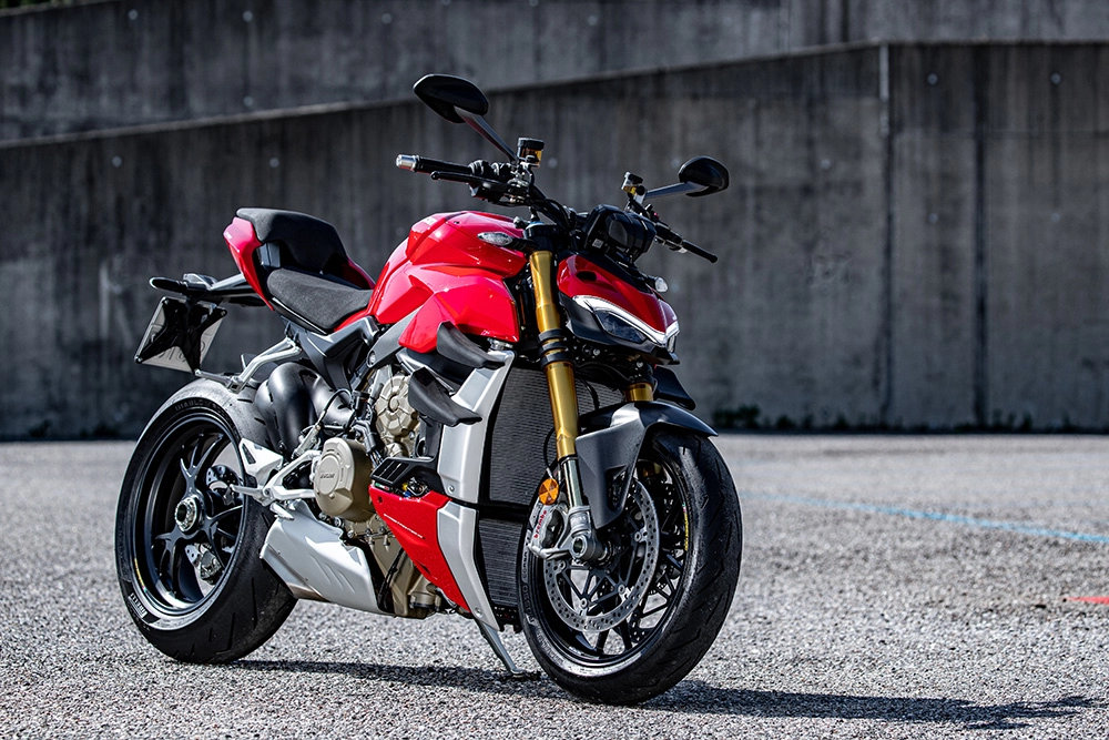 Ducati streetfighter v4 s đầu tiên sắp về việt nam