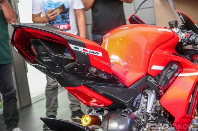 Ducati superleggera v4 duy nhất tại đông nam á với giá từ 5 tỷ đồng