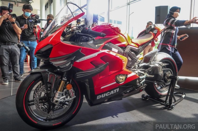 Ducati superleggera v4 duy nhất tại đông nam á với giá từ 5 tỷ đồng