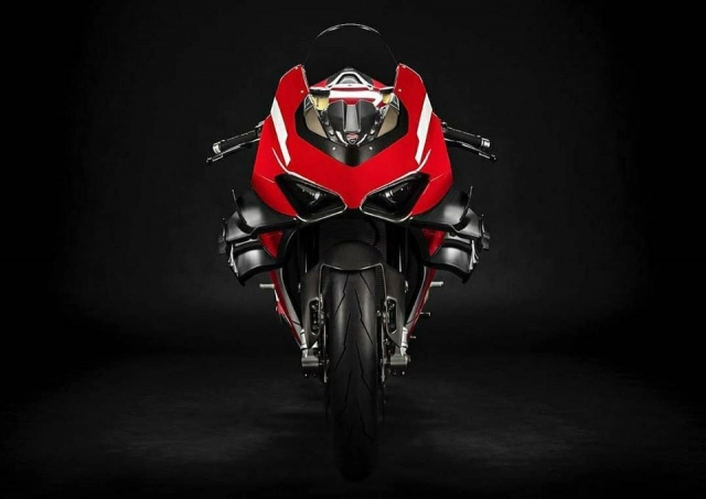 Ducati superleggera v4 lộ diện trước khi được ra mắt chính thức