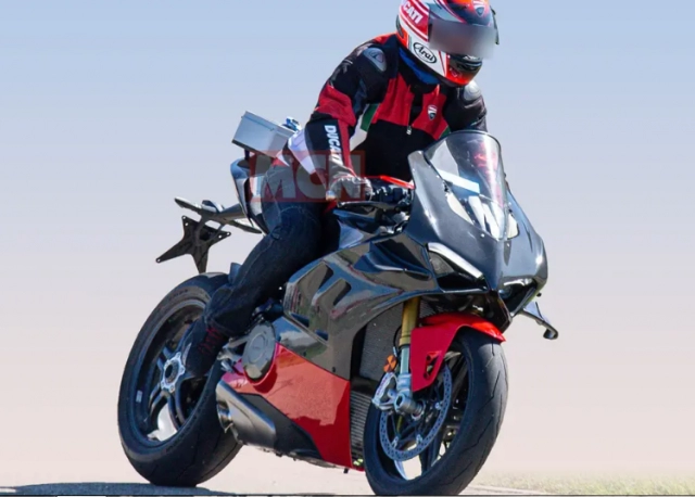Ducati superleggera v4 sở hữu trọng lượng nhẹ nhất với khung carbon