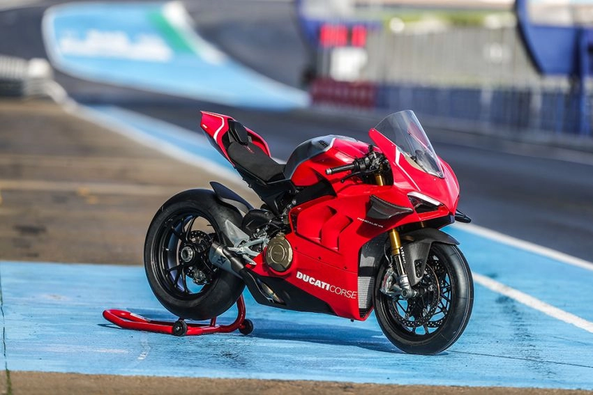 Ducati tiết lộ phụ kiện hiệu suất cao cho panigale v4