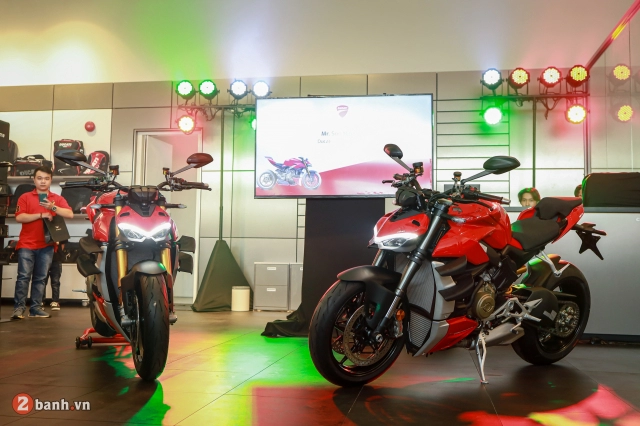 Ducati việt nam giới thiệu showroom mới và ra mắt streetfighter v4