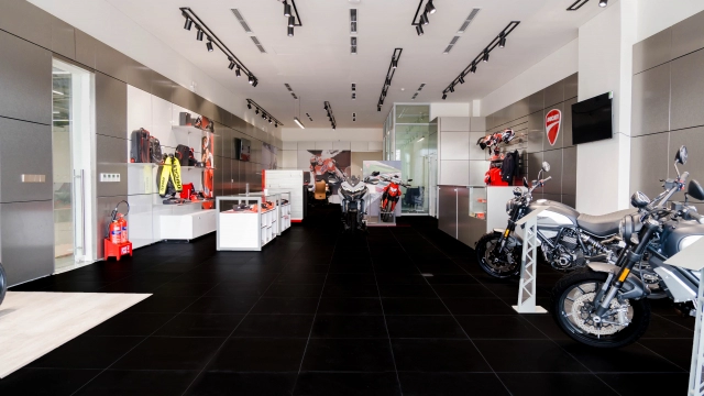 Ducati việt nam khai trương showroom mới tại hà nội