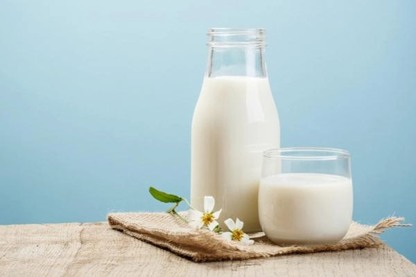 Dùng sữa tươi thôi chưa đủ cho thêm thứ này vào bạn sẽ có làn da trắng không tì vết