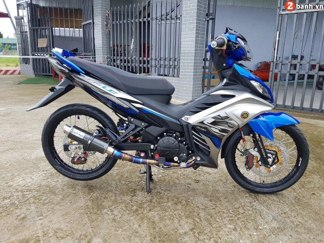 Ex 135 độ đầy kiêu sa trong lớp vỏ bọc của yamaha lc135