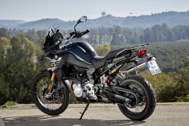 F850gs 2019 bất ngờ được sử dụng là chiếc xe đua chính trong bmw gs trophy 2020