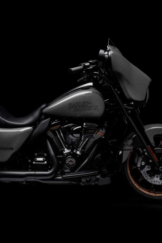 Harley-davidson road glide st street glide st 2022 tiếp tục ra mắt malaysia với giá gần 1 tỷ đồng