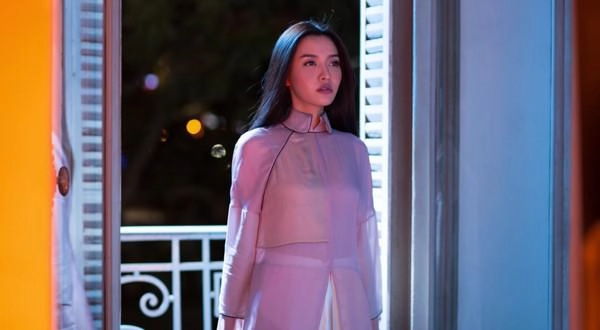 Học cách mặc áo dài vừa chất lại không bị sến như nhã phương angela phương trinh