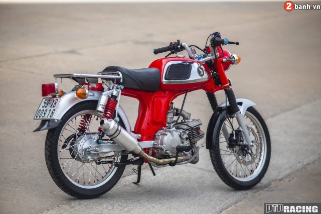 Honda 67 độ thế này thì ex 155 raider hay winner đều phải hít khói