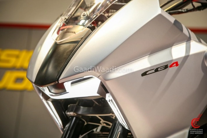 Honda cb4x concept ra mắt tại sự kiện eicma 2019