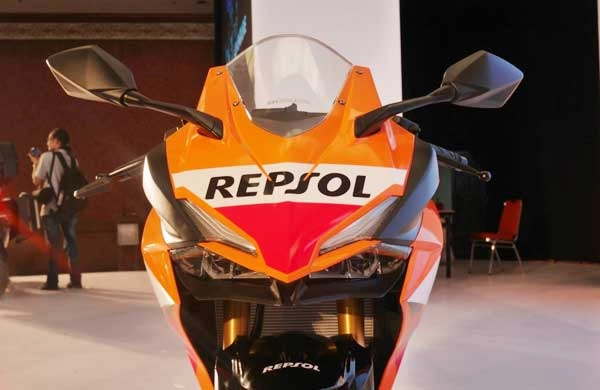 Honda cbr250rr phiên bản repsol 2018 về vn có gì hot