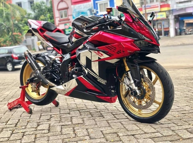 Honda cbr250rr say đắm với phong cách racing đầy lịch lãm