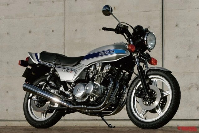 Honda dự kiến ra mắt cb900f 2019 hoàn toàn mới trang bị động cơ 4 xi-lanh cổ điển