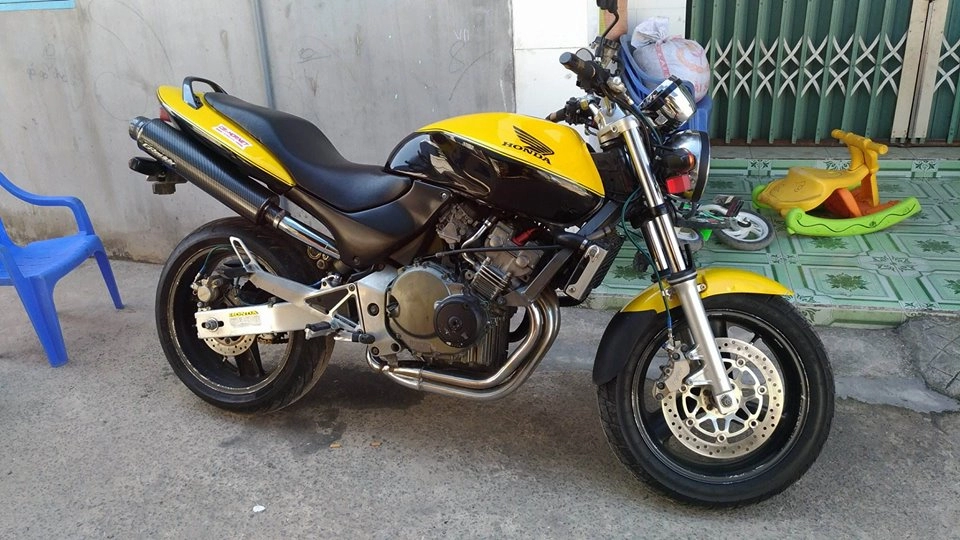 Honda hornet 250 4 may ban or giao lưu