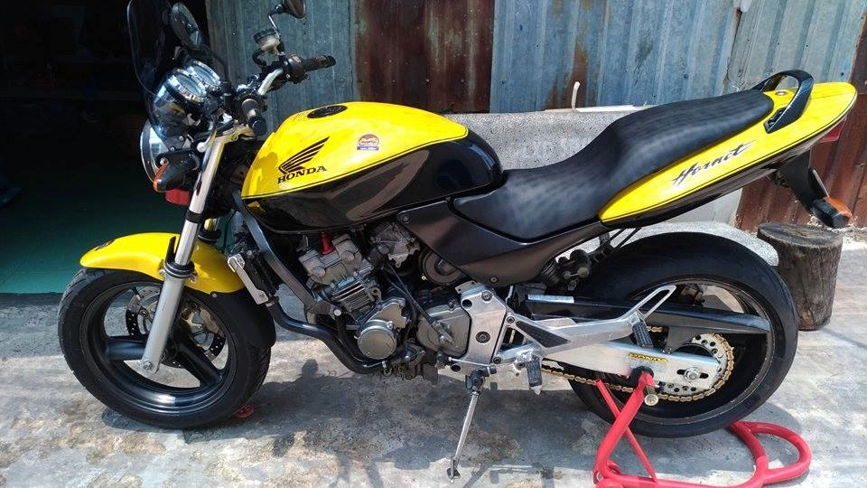 Honda hornet 250 4 may ban or giao lưu