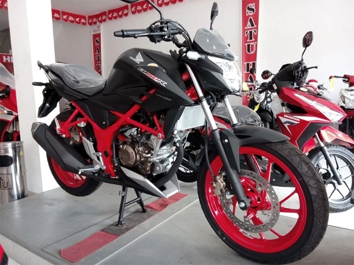 Honda k15m mã mới của cb150r bất ngờ xuất hiện