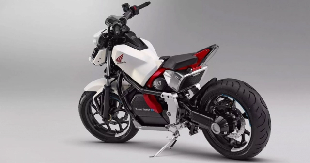 Honda riding assist mẫu mô tô điện tự cân bằng sắp được đưa lên dây chuyền sản xuất