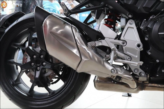 Honda sắp ra mắt cbr1000rr fireblade và cb1000r 2019 mới tại việt nam vào 261