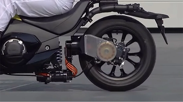 Honda tiết lộ khái niệm tự cân bằng cho xe máy honda riding assist 20