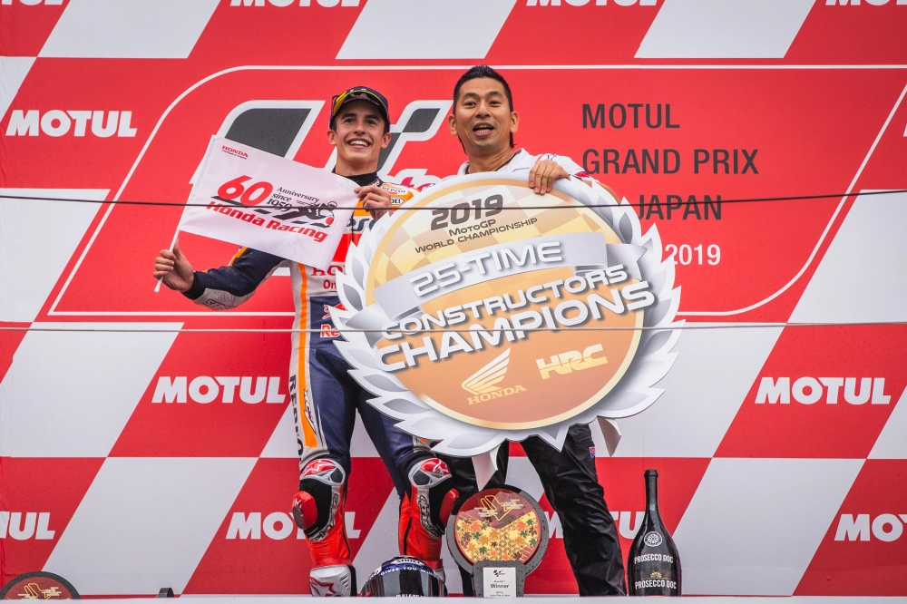 Honda vn đồng hành cùng repsol honda team chinh phục danh hiệu triple crown motogp 2019