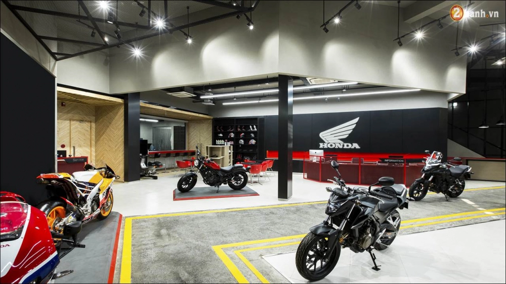 Honda vn ra mắt 9 mẫu xe mô tô tại sự kiện khai trương showroom honda moto